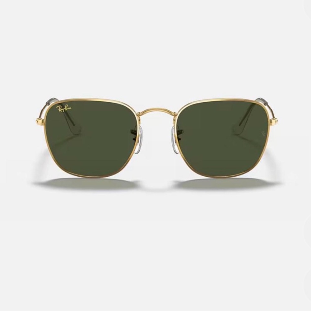 Ray-Ban Classic Gold Frame with Green Lenses